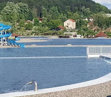 Lägenhet Dami Tuzla